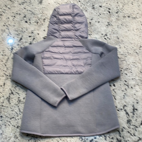 Columbia Woman’s Lightweight jacket size XS - Picture 6 of 9